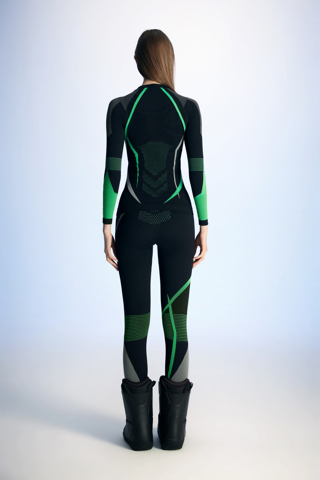 Surpine _ elite_thermal_compression_baselayer_women_black_green_back