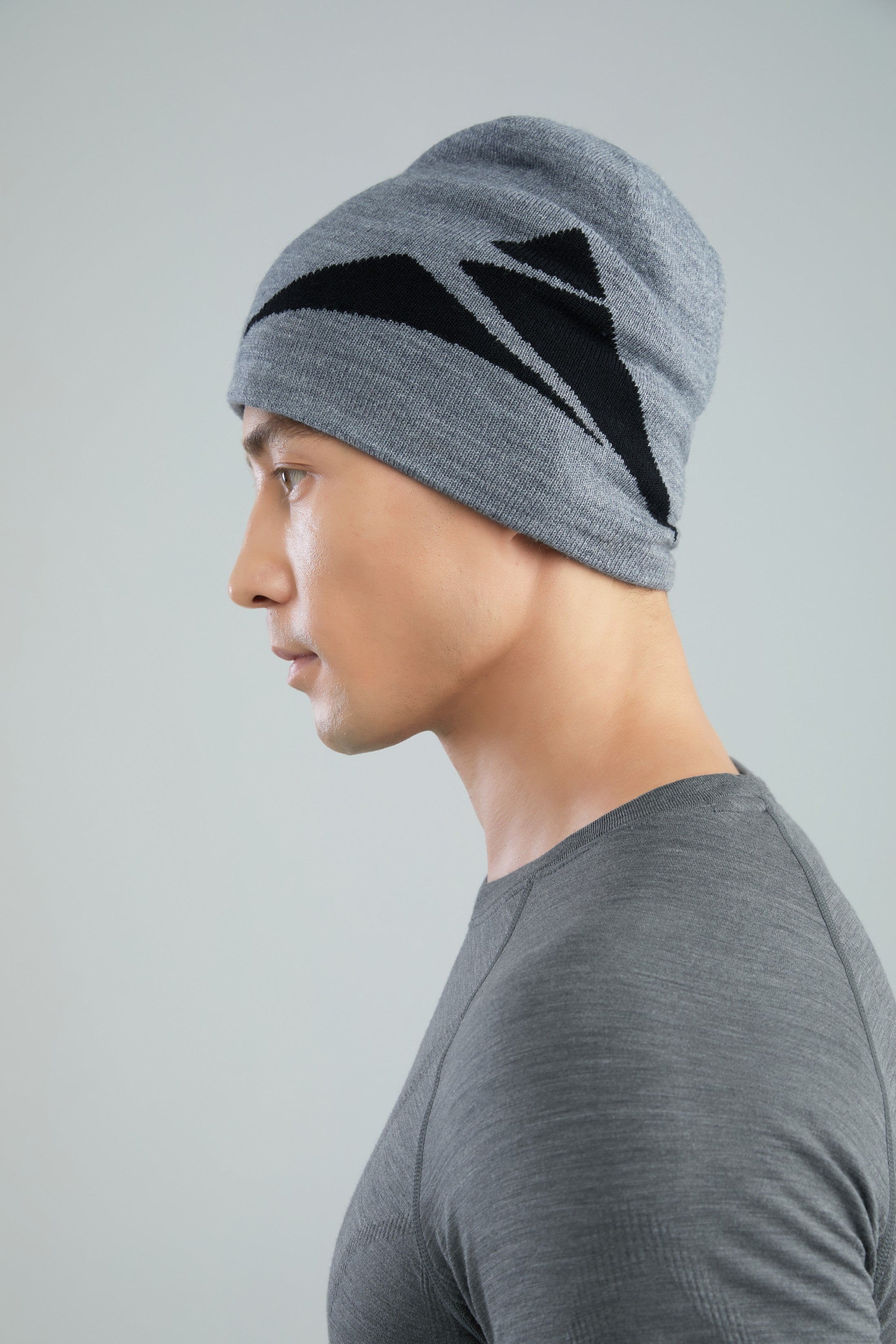 Surpine _ merino_knit_beanie_sandstone_grey_side_2