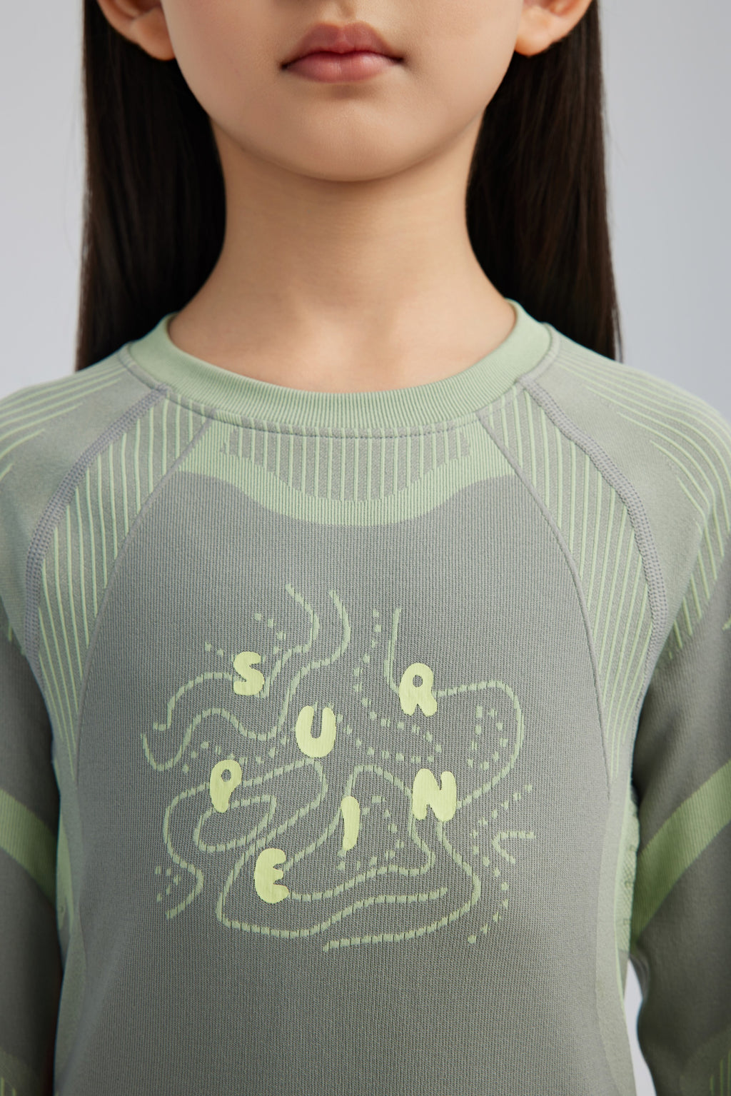 Surpine _ thermal_compression_baselayer_kids_suit_feature