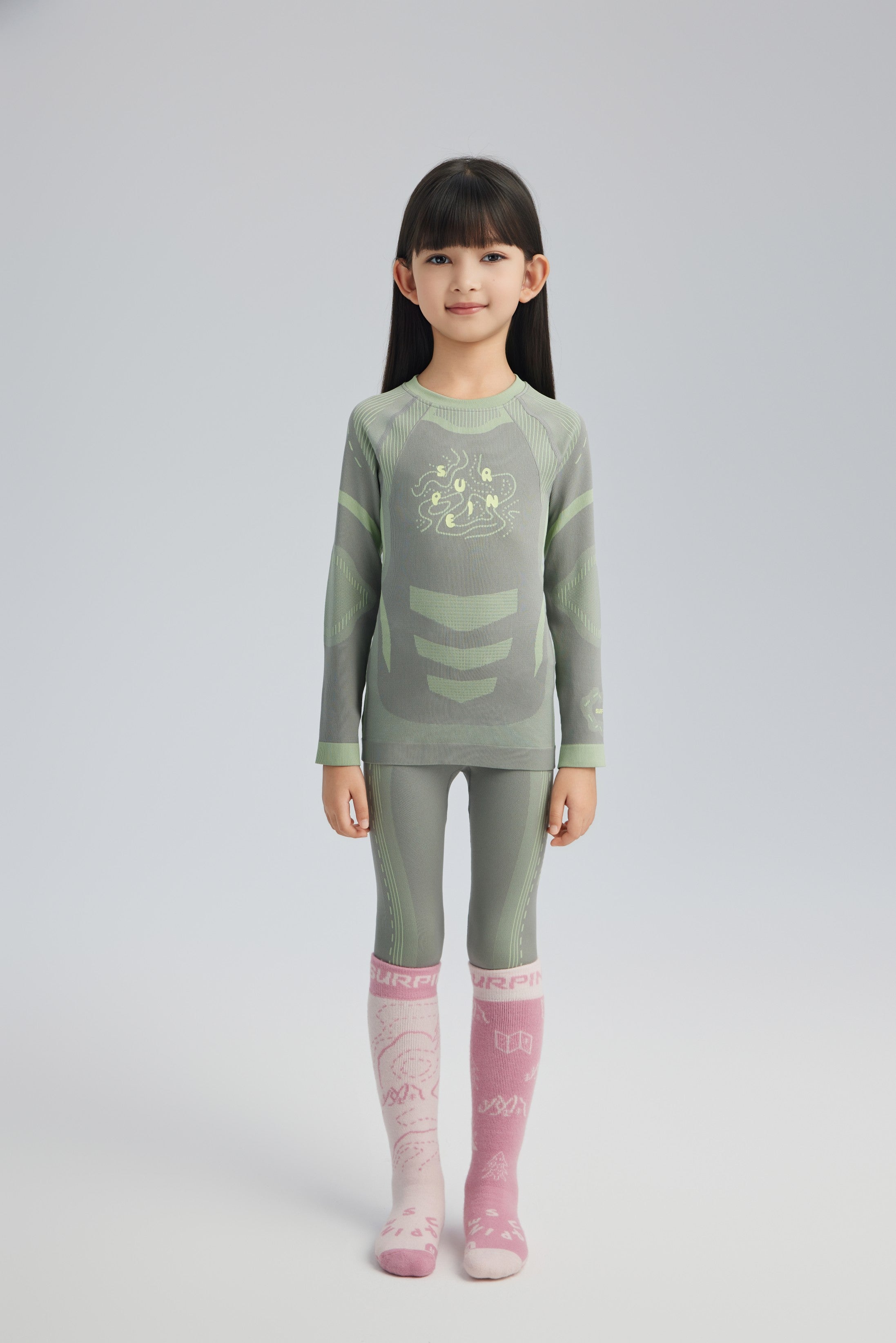 Surpine _ thermal_compression_baselayer_kids_suit_front